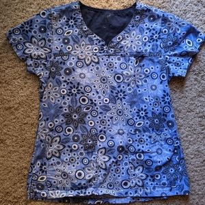 Med Couture Floral Print Scrub Top